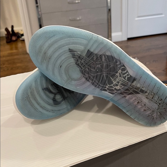 Ripe Gray and Cream Sneakers only wore 2 time in photo shoot - Picture 4 of 6